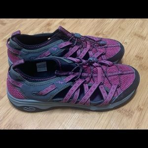 Chaco shoes women’s 9 excellent condition